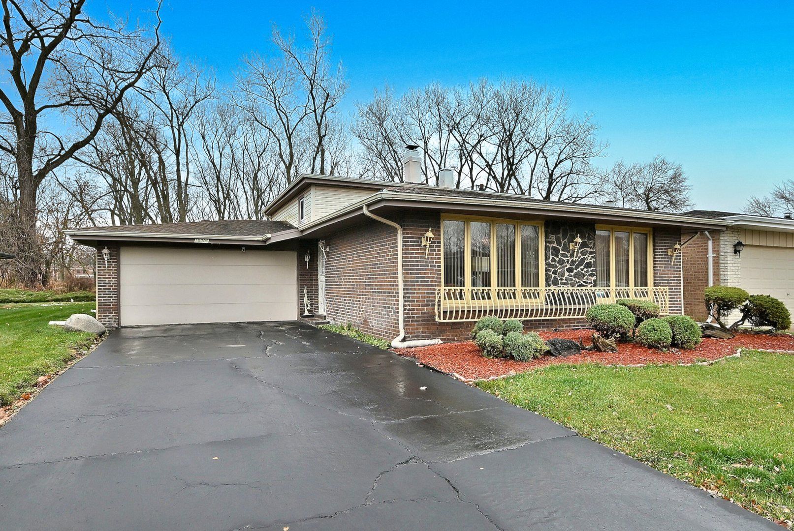 15705 Madison Avenue — Dolton, IL 60419