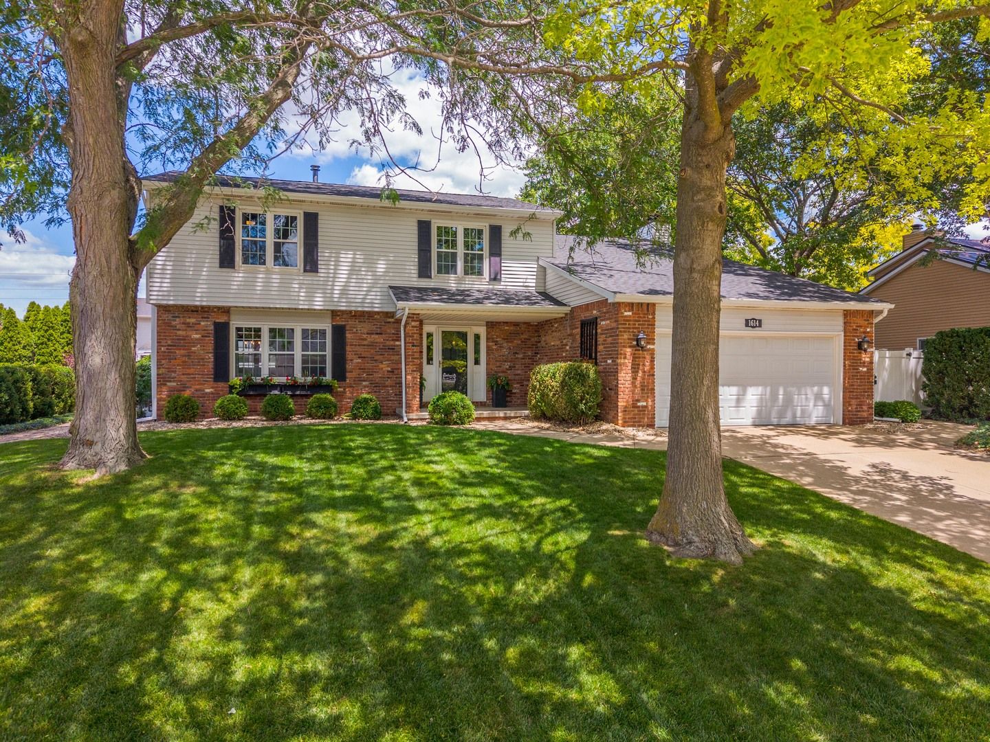 1614 Barton Drive — Normal, IL 61761