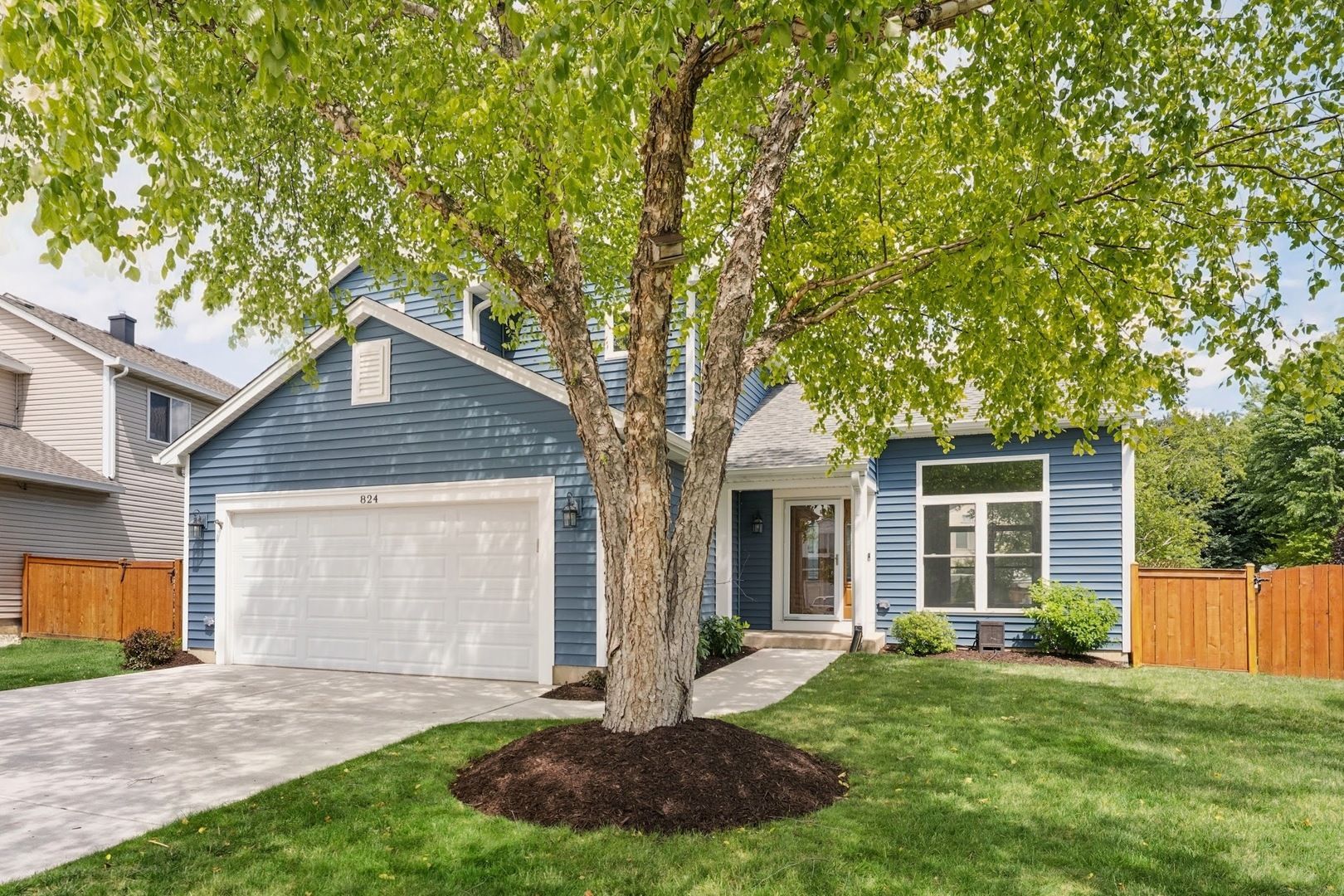 824 Tallgrass Drive — Bartlett, IL 60103