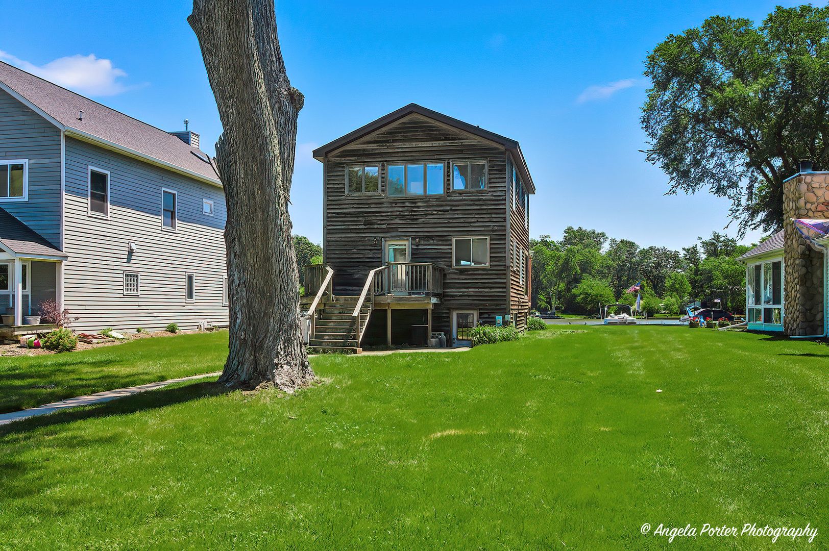 106 Country Club Drive — McHenry, IL 60050