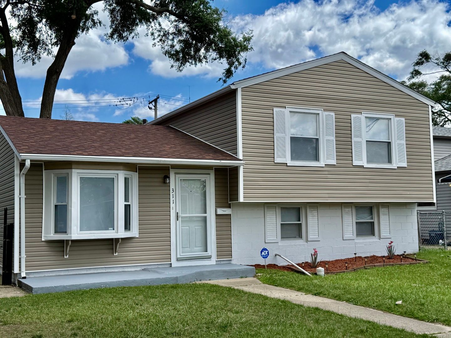 311 Merrill Avenue — Calumet City, IL 60409