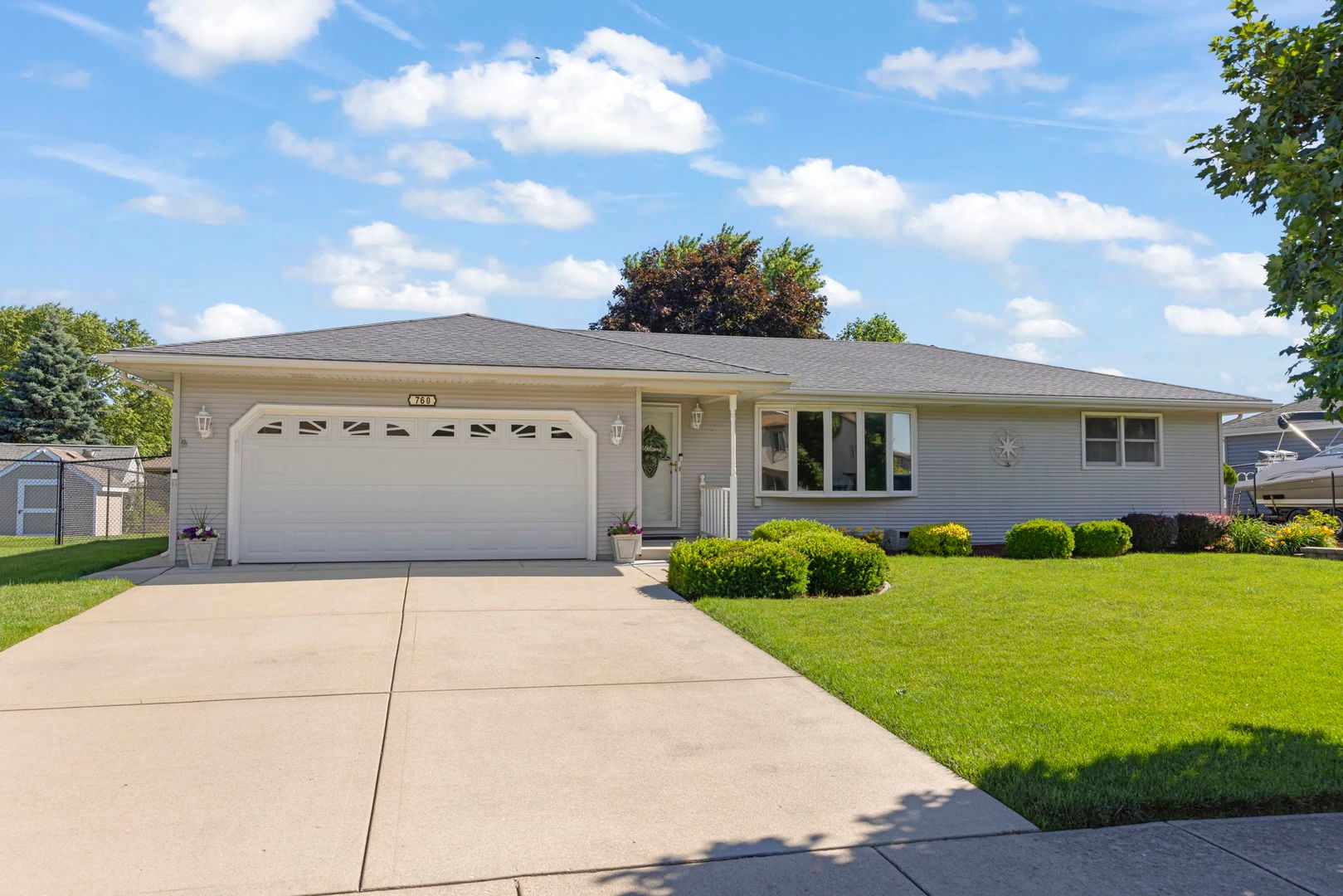 760 Bon Terre Road — New Lenox, IL 60451