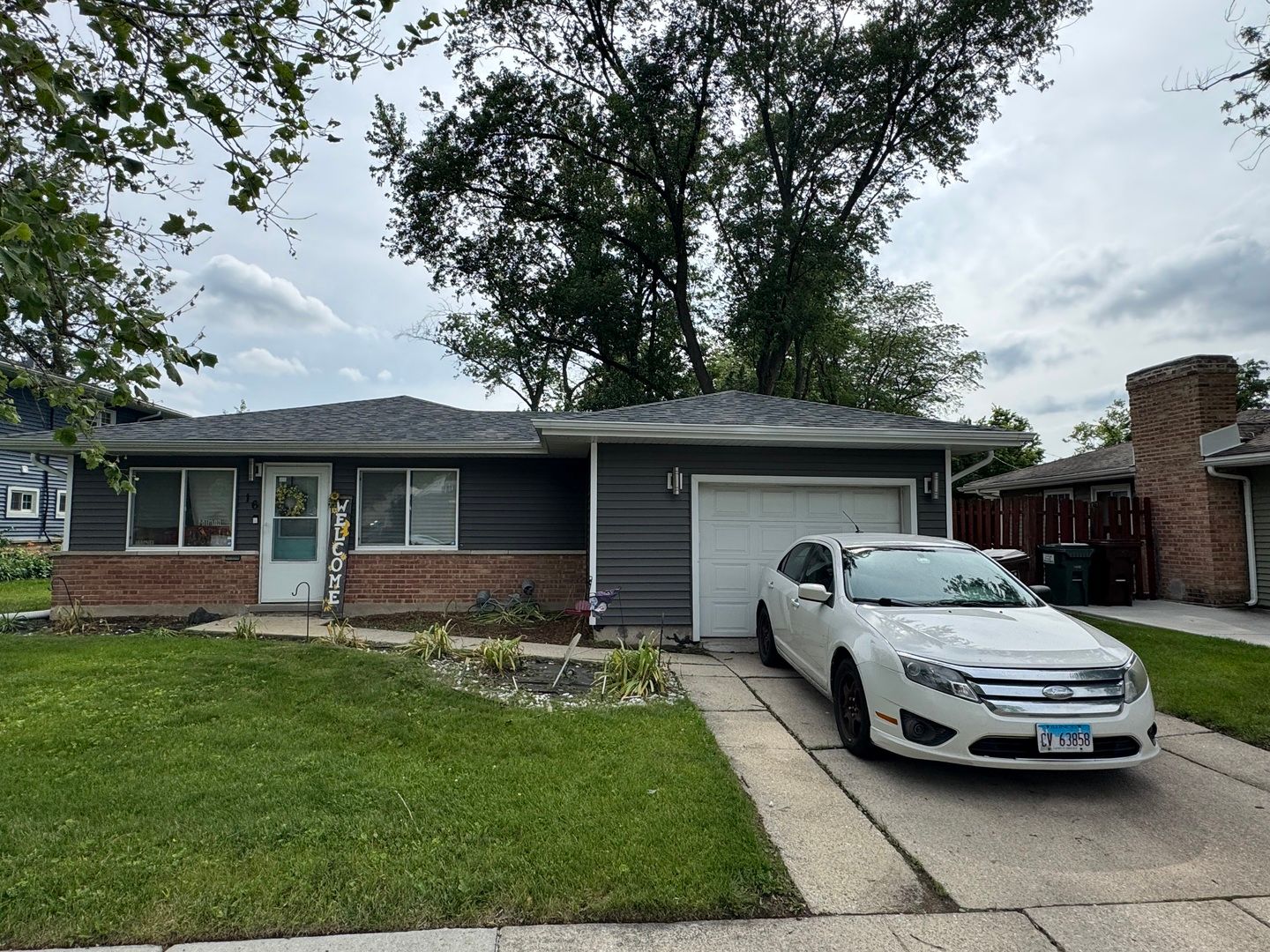 16 W Rocket Circle — Park Forest, IL 60466