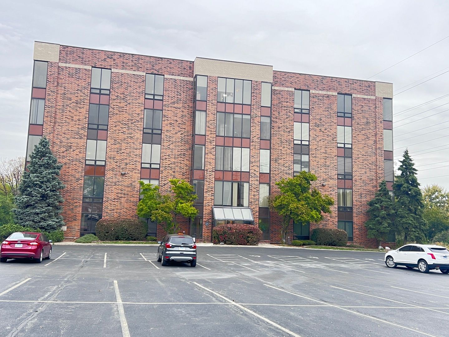 7808 W COLLEGE Drive #LL4 — Palos Heights, IL 60463