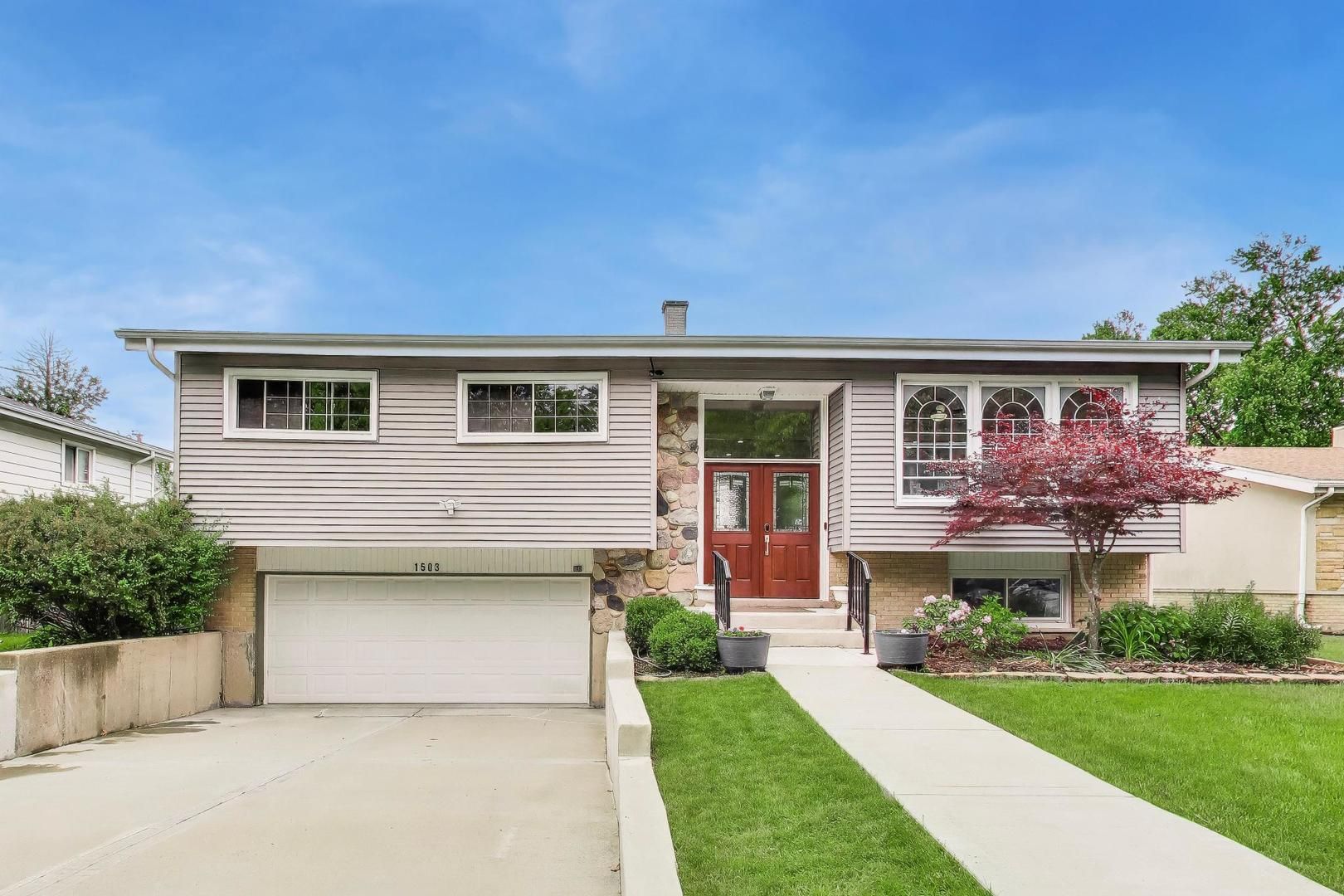 1503 N Park Drive — Mount Prospect, IL 60056