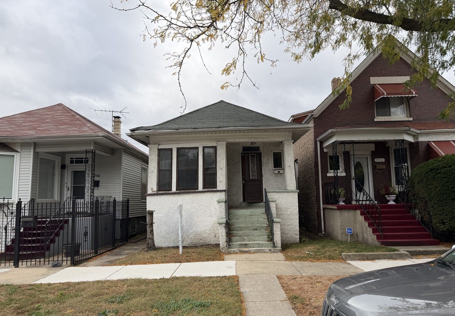7514 S Rhodes Avenue — Chicago, IL 60619
