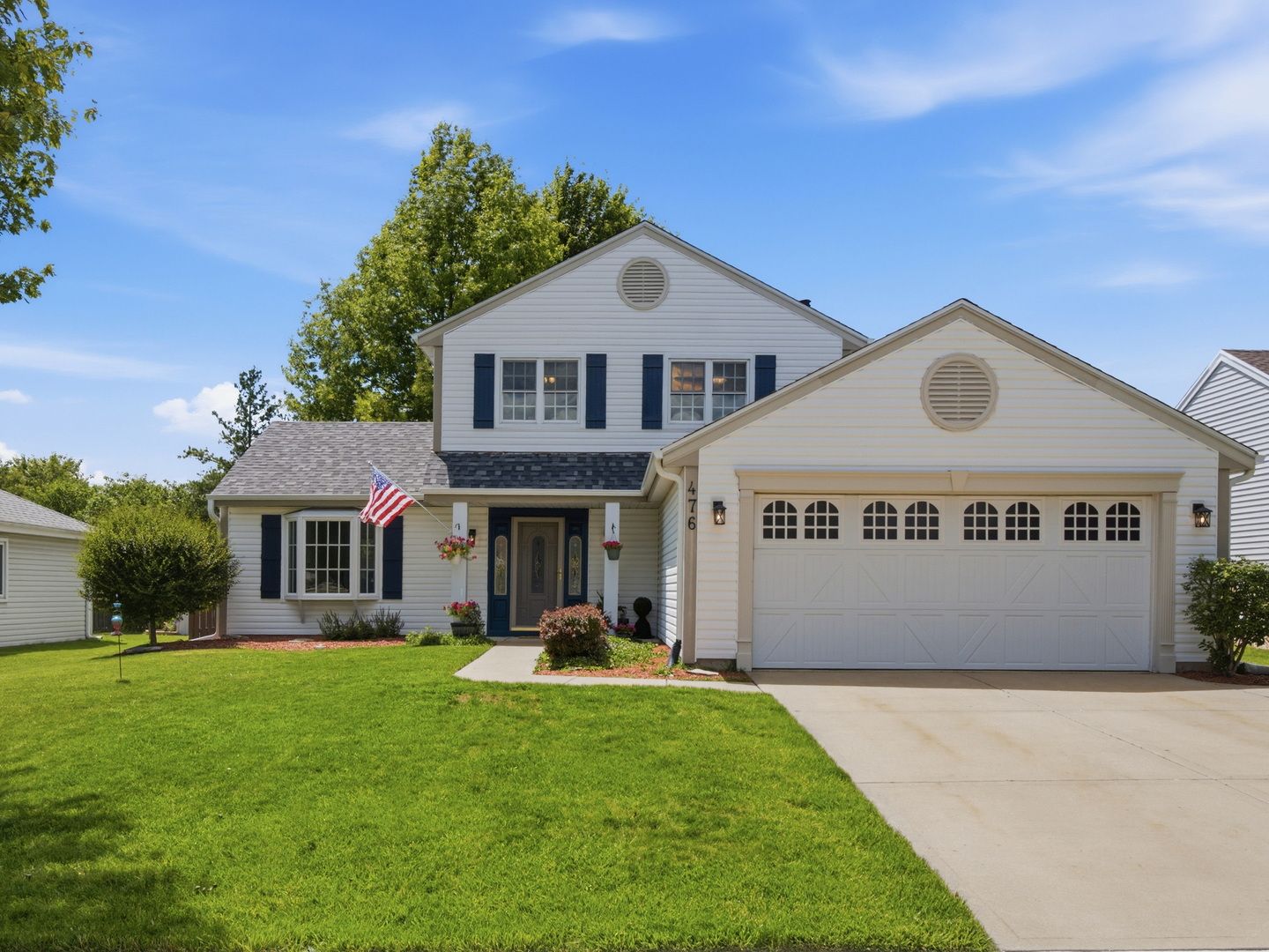 476 Essex Place — Carol Stream, IL 60188
