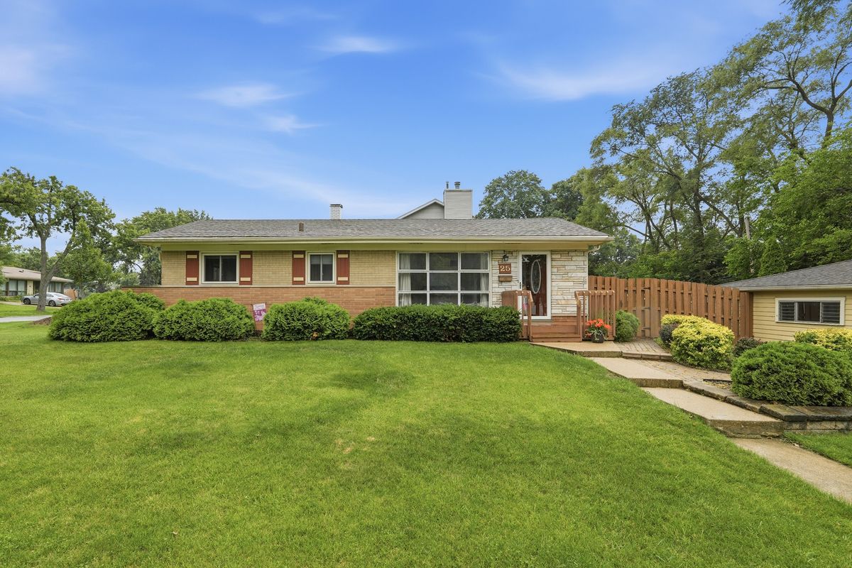 25 E Wilson Ave, Lombard, IL 60148 — photo 3