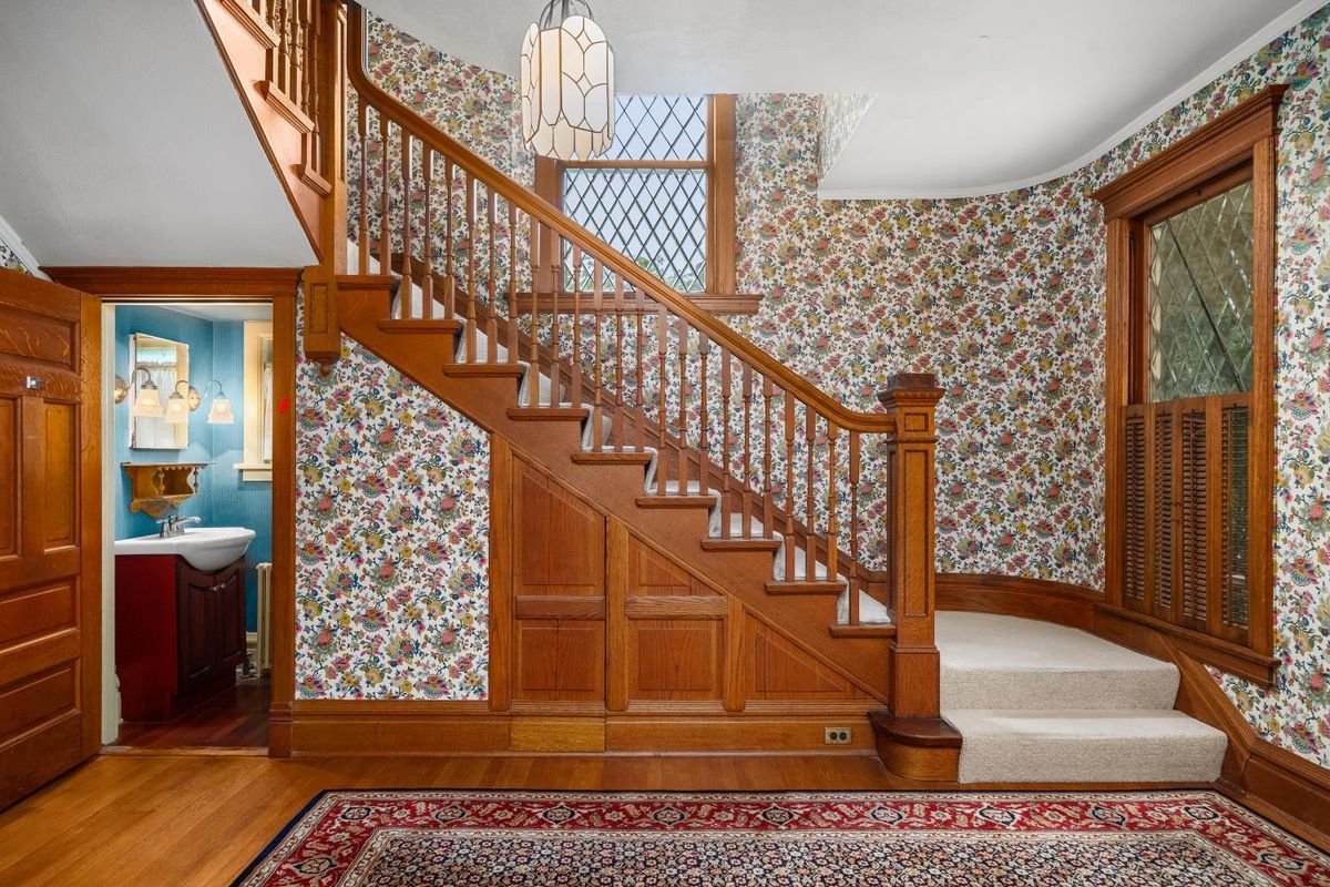 415 S 4th St, St. Charles, IL 60174 — photo 4
