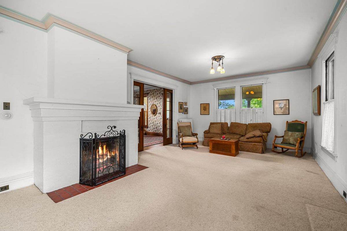 415 S 4th St, St. Charles, IL 60174 — photo 7