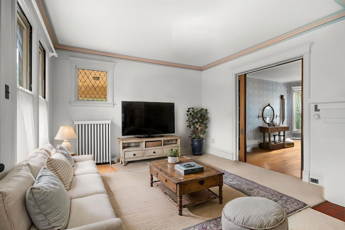 415 S 4th St, St. Charles, IL 60174 — photo 8