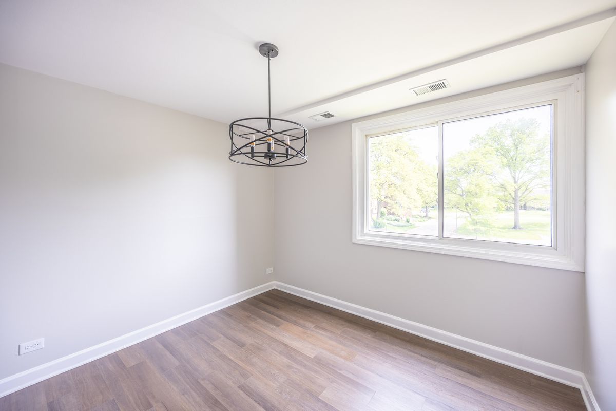 450 Raintree Ct #2B, Glen Ellyn, IL 60137 — photo 4