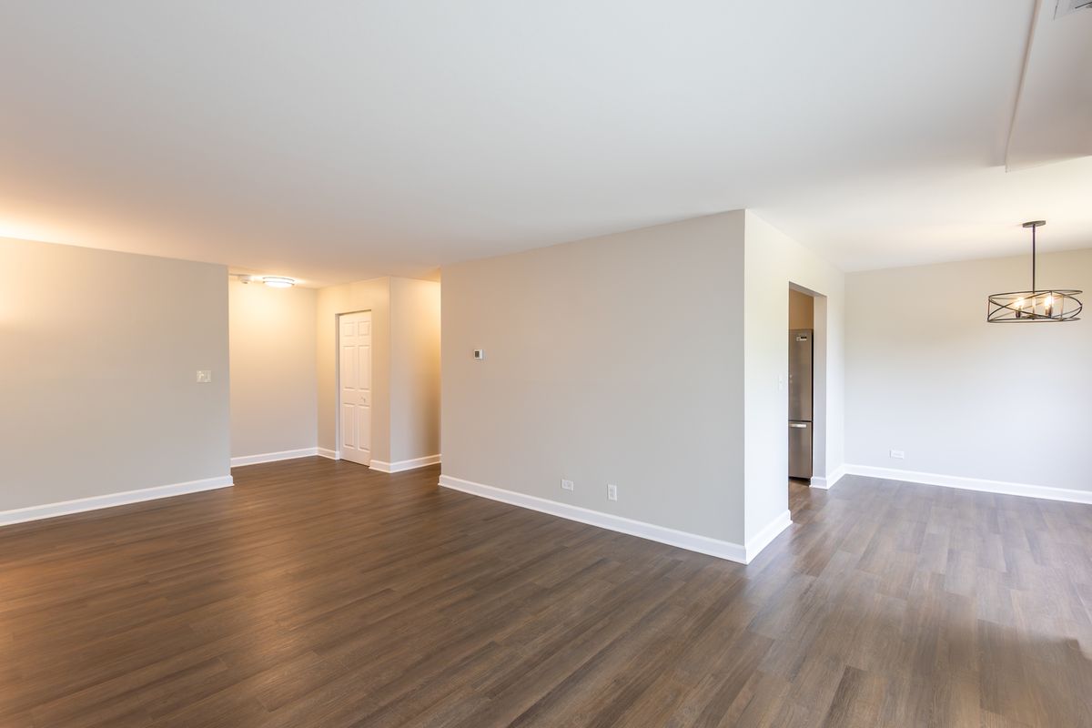 450 Raintree Ct #2B, Glen Ellyn, IL 60137 — photo 3