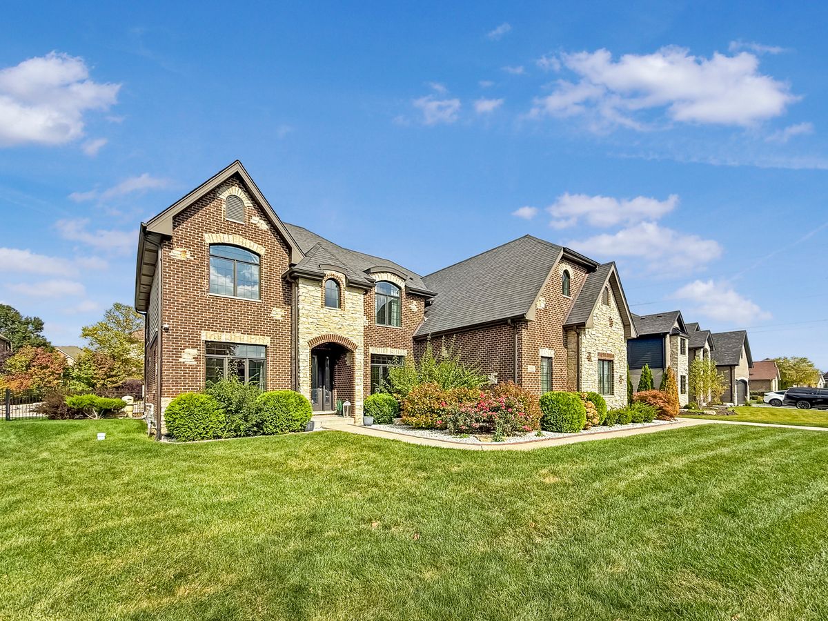 8884 Port Washington Dr, Frankfort, IL 60423 — photo 3