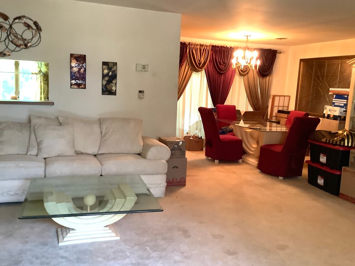 327 Old Hickory Rd, New Lenox, IL 60451 — photo 2