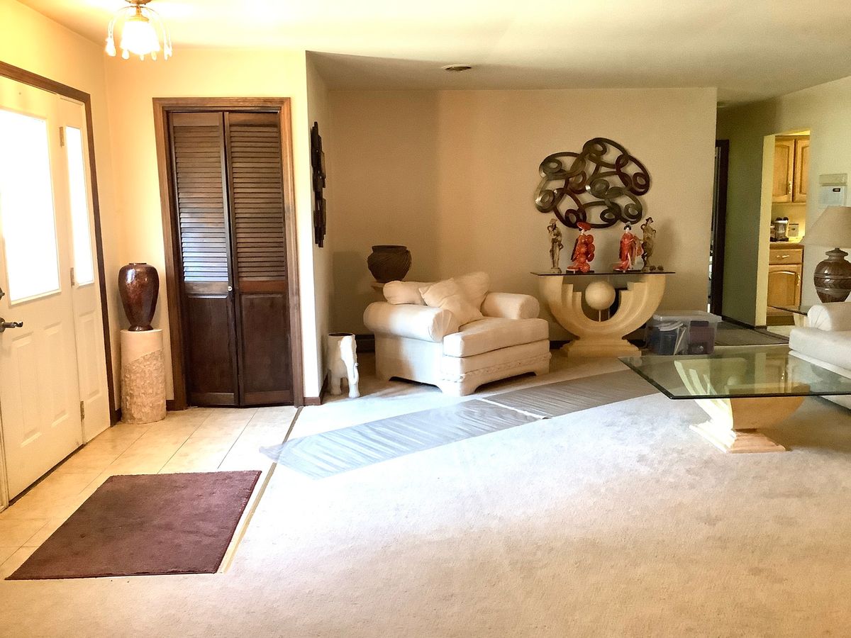 327 Old Hickory Rd, New Lenox, IL 60451 — photo 3