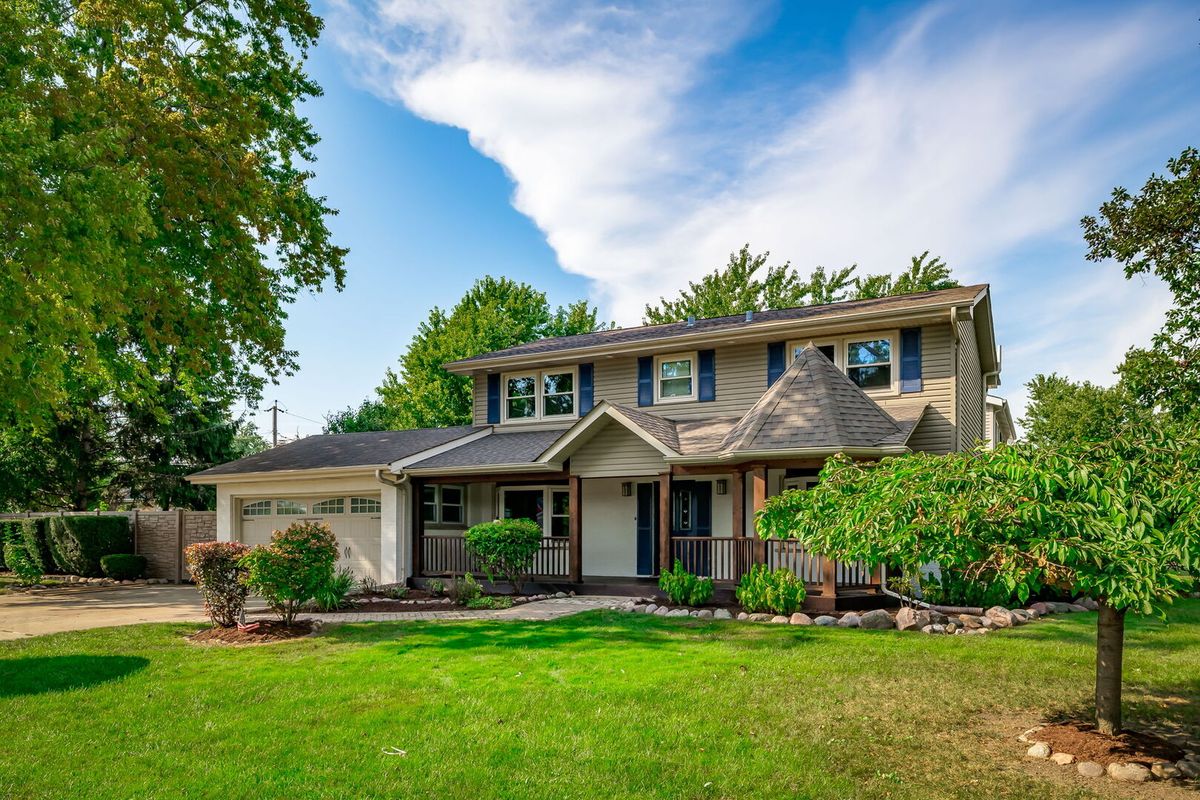 305 E Armitage Ave, Elmhurst, IL 60126 — photo 2
