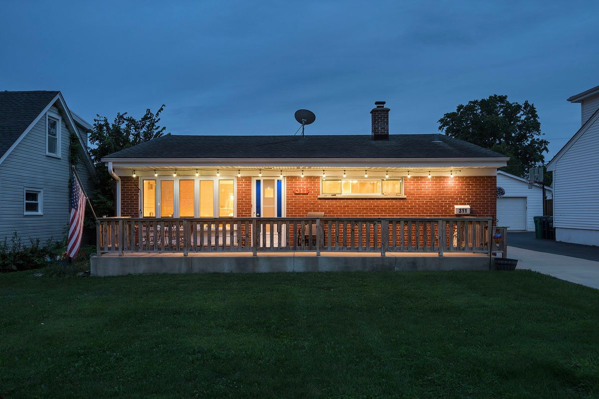 311 W Taylor Rd, Lombard, IL 60148 — photo 2