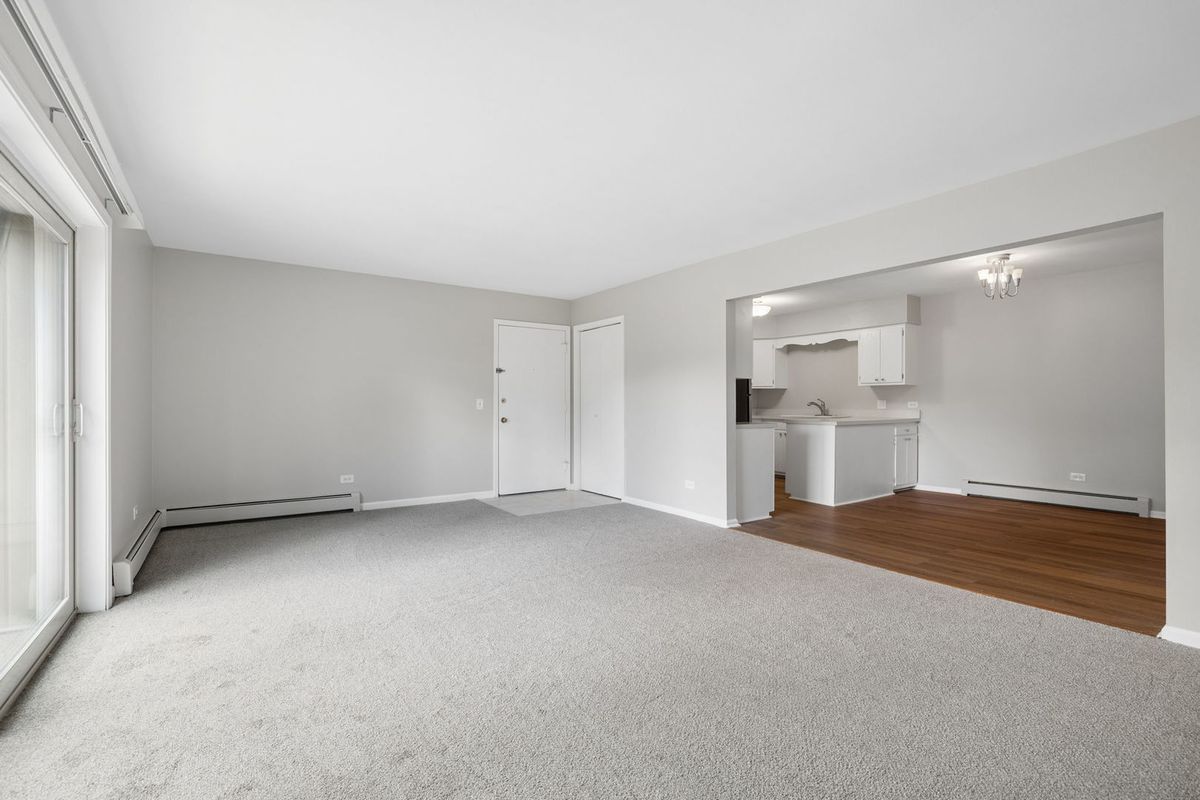 201 N President St #3C, Wheaton, IL 60187 — photo 6