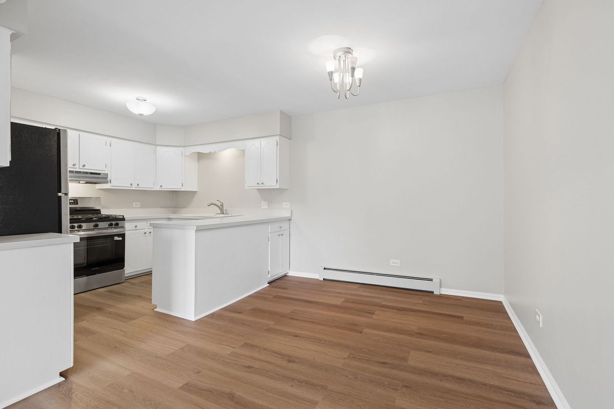 201 N President St #3C, Wheaton, IL 60187 — photo 8