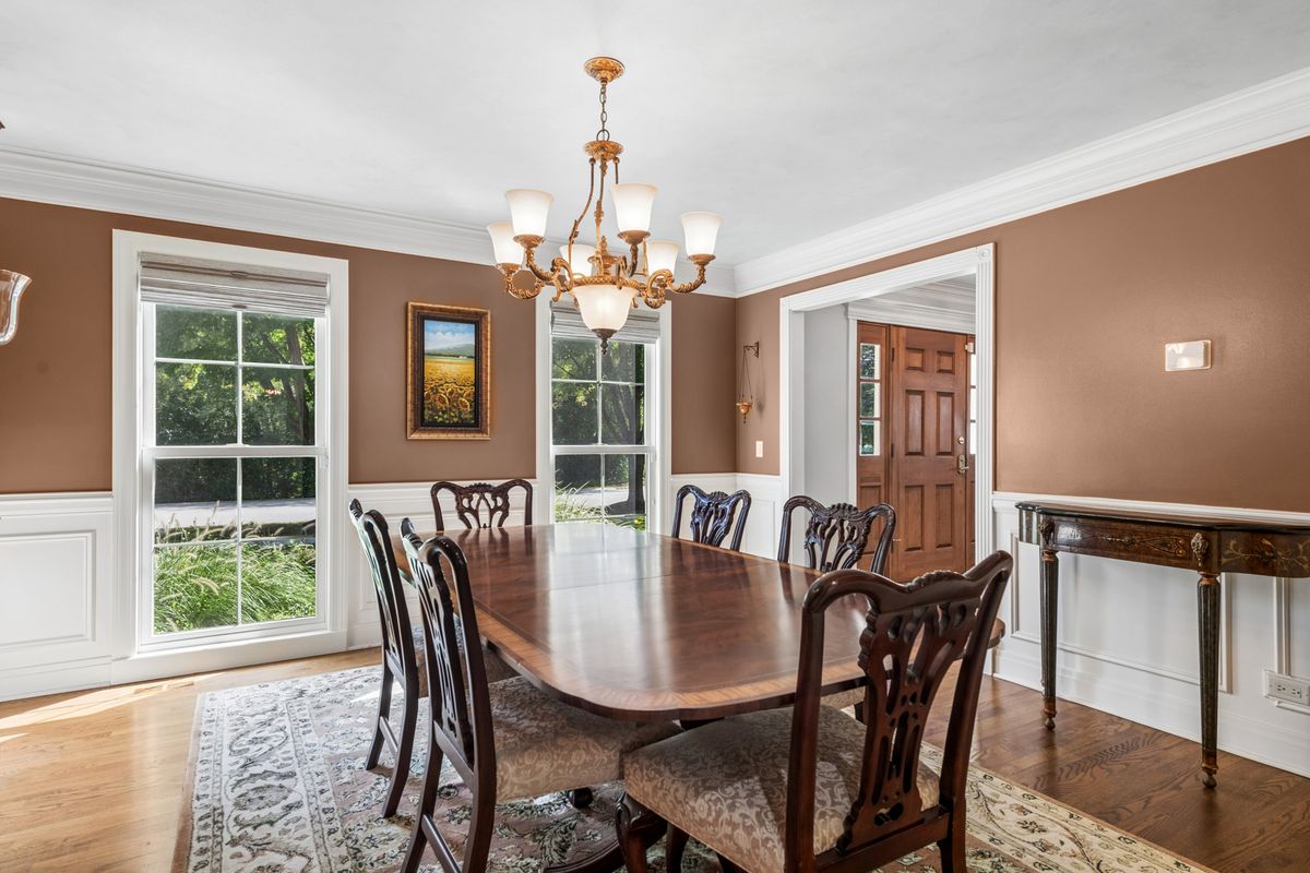 118 S Montclair Ave, Glen Ellyn, IL 60137 — photo 5