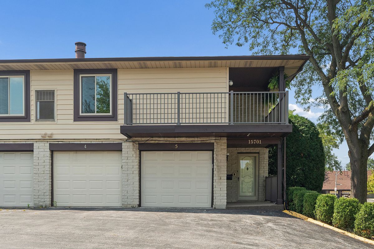 15701 Orlan Brook Dr #5, Orland Park, IL 60462 — photo 2
