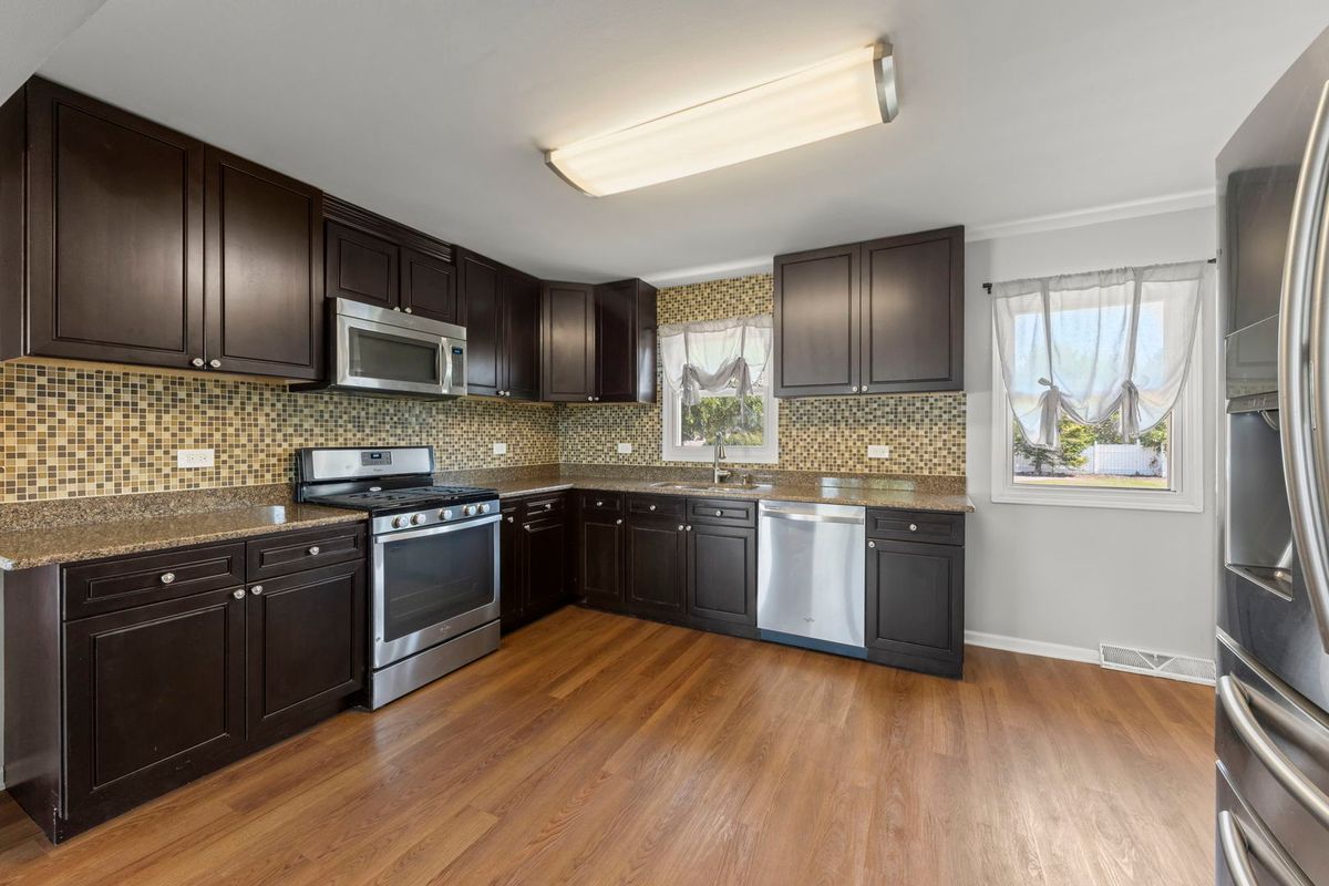 15911 S Codo Dr, Homer Glen, IL 60491 — photo 5