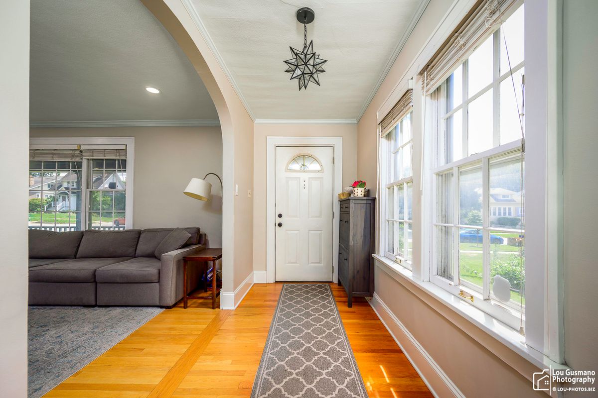 331 E Indiana St, Wheaton, IL 60187 — photo 6