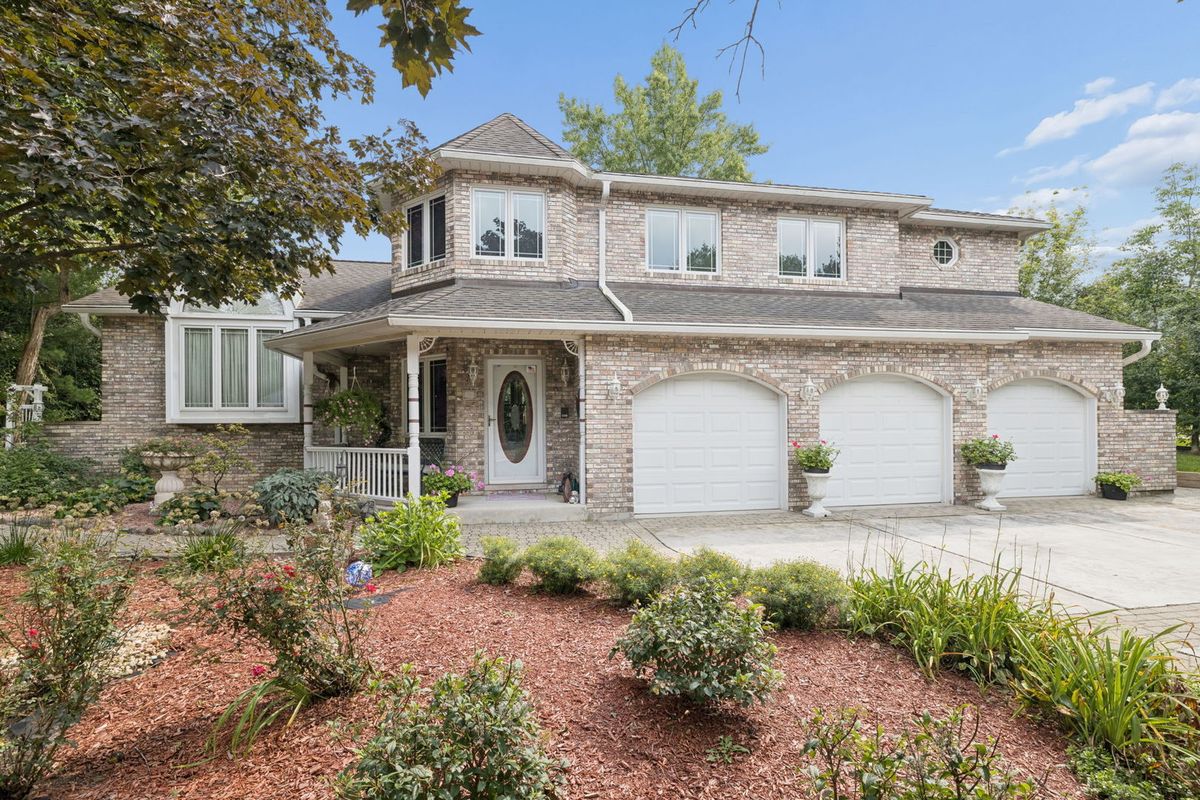 11415 Plattner Dr, Mokena, IL 60448
