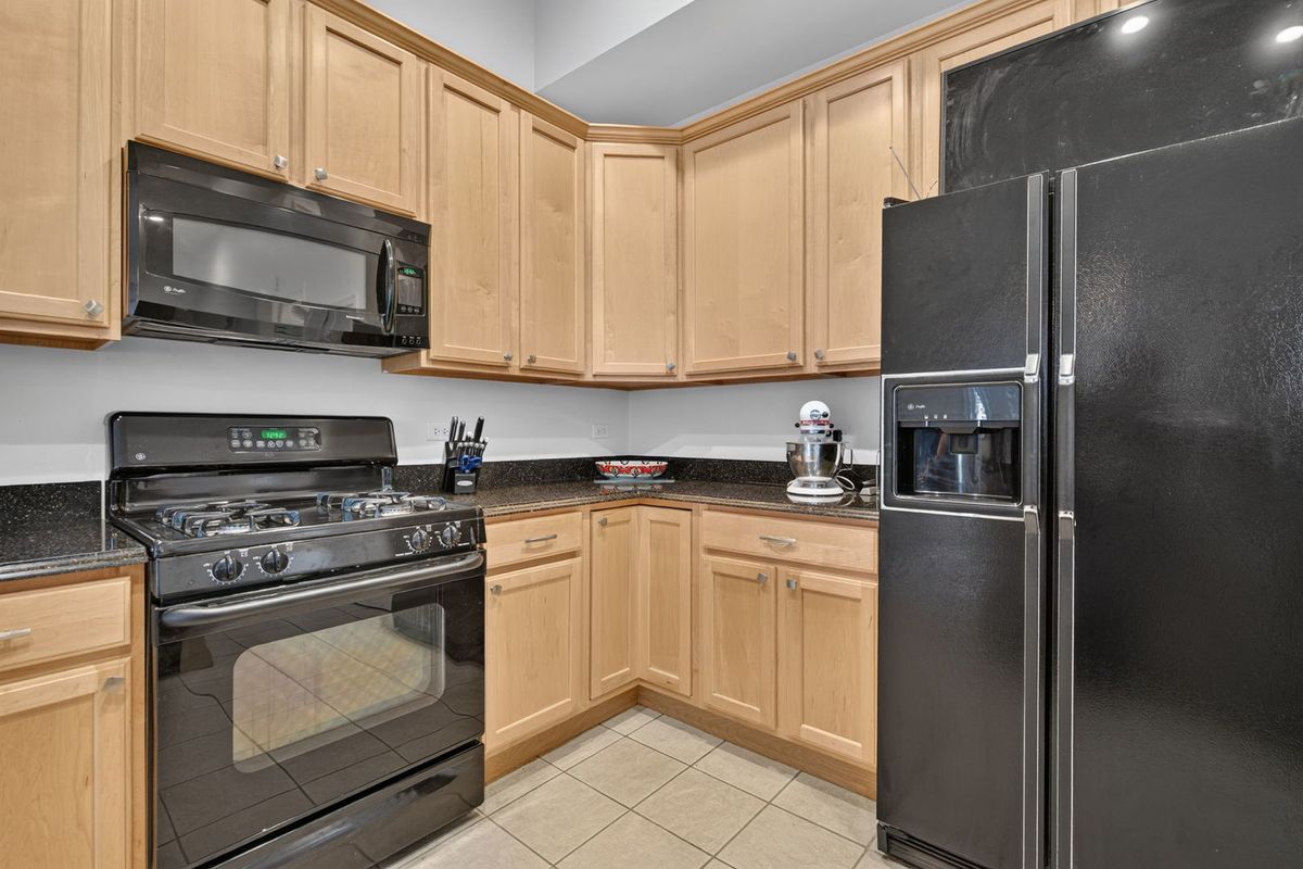 13266 Strandhill Dr, Orland Park, IL 60462 — photo 5