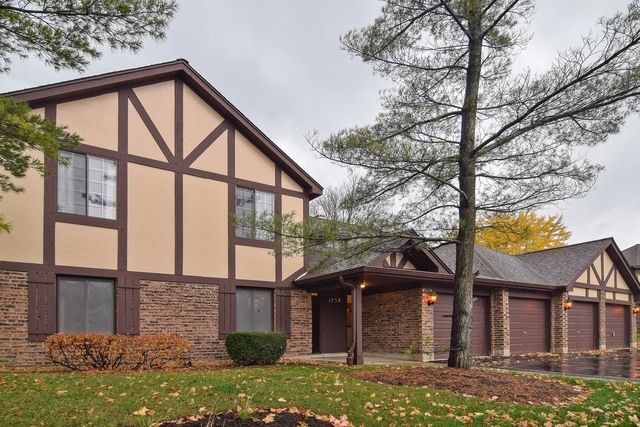 1758 Plymouth Ct #C, Wheaton, IL 60189 — photo 2