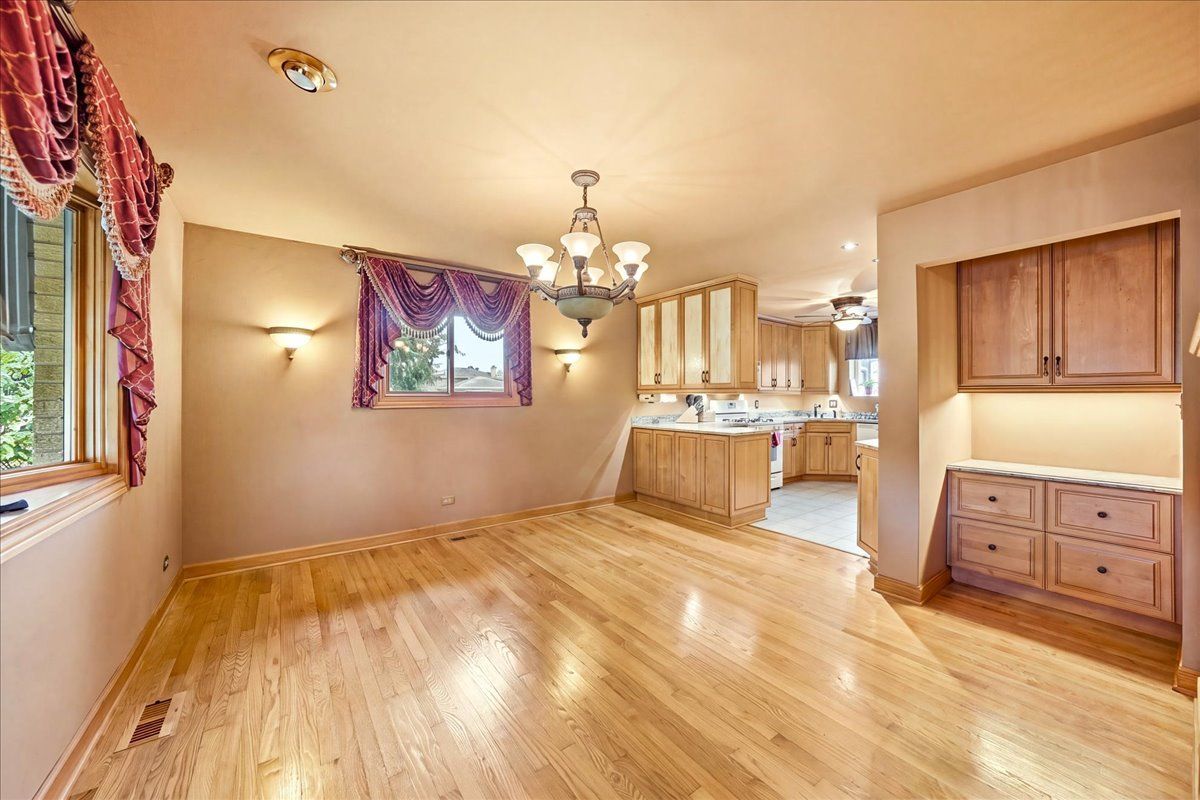 455 N Joyce St, Lombard, IL 60148 — photo 5