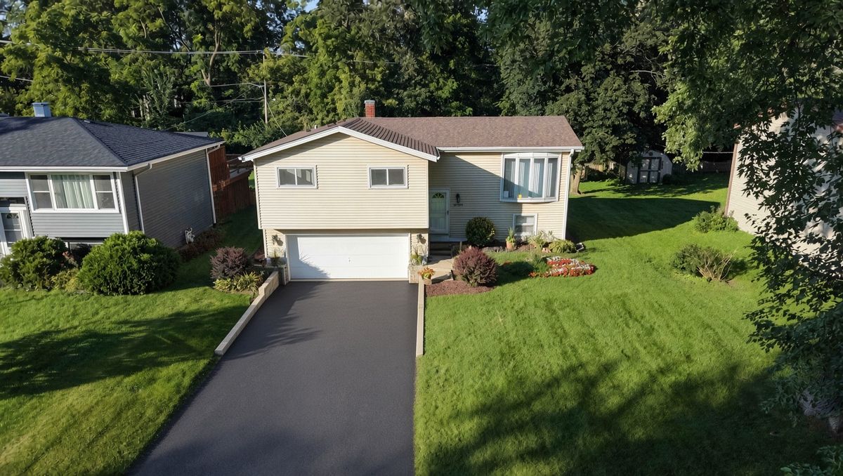 N335 Cottonwood Dr, Wheaton, IL 60187 — photo 2