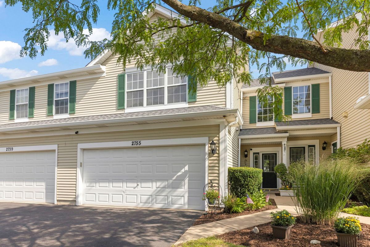 2755 Mcclennan Ct, Naperville, IL 60563 — photo 2