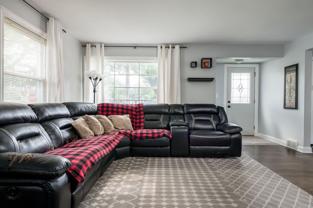 389 S West Ave, Elmhurst, IL 60126 — photo 5