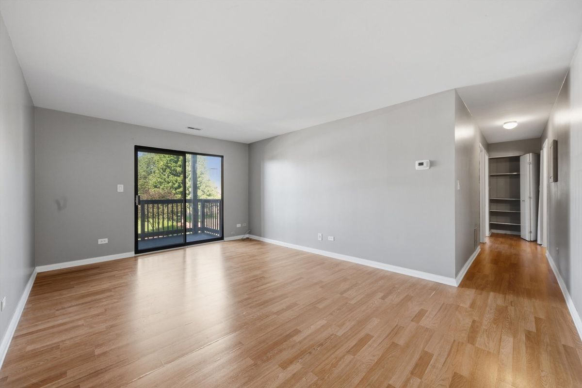 1422 Stonebridge Cir #M5, Wheaton, IL 60189 — photo 3
