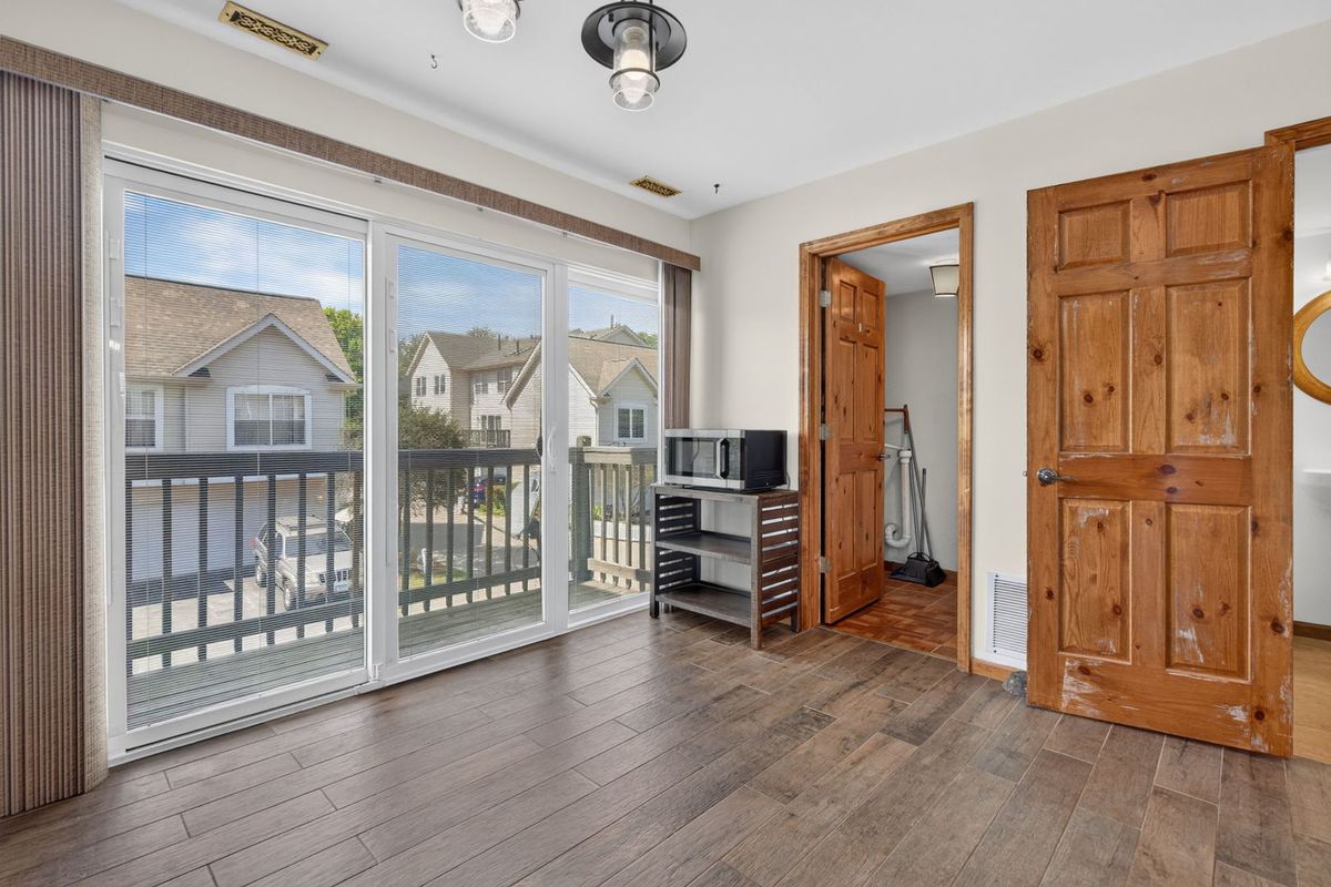 17456 Teton Cir, Lockport, IL 60441 — photo 5