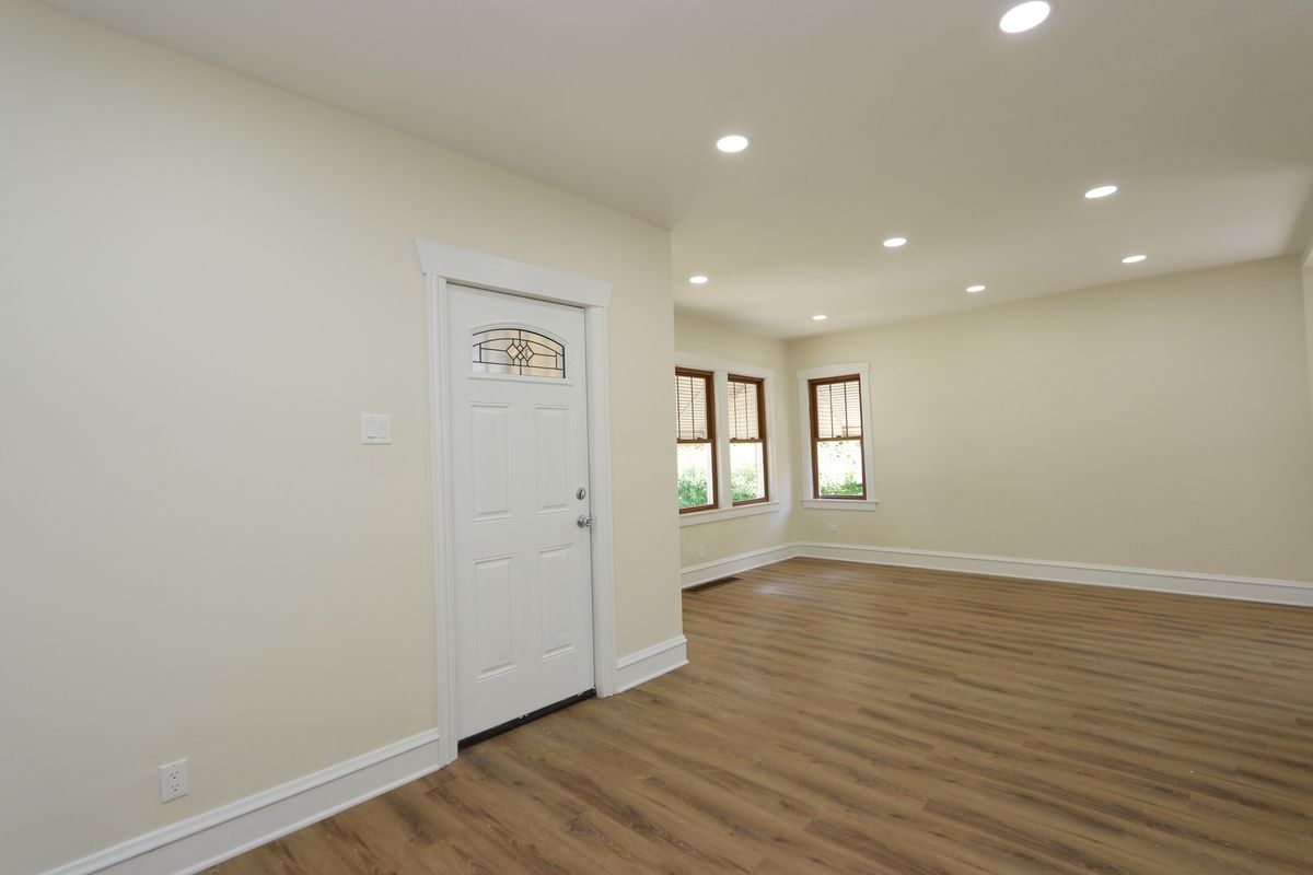 1430 S 10th Ave, Maywood, IL 60153 — photo 7
