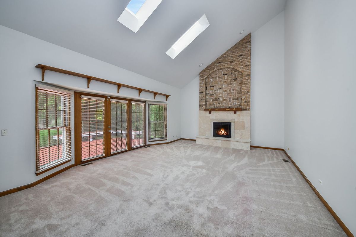 1097 Belter Dr, Wheaton, IL 60189 — photo 6