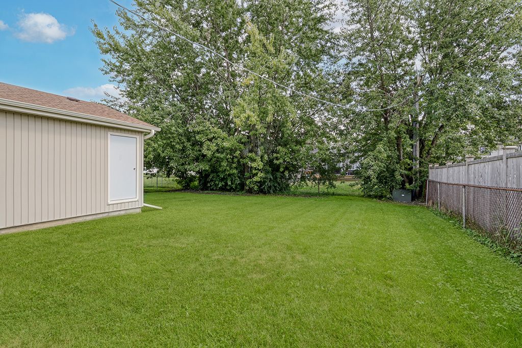 5809 Orange Ln, Oak Forest, IL 60452 — photo 6