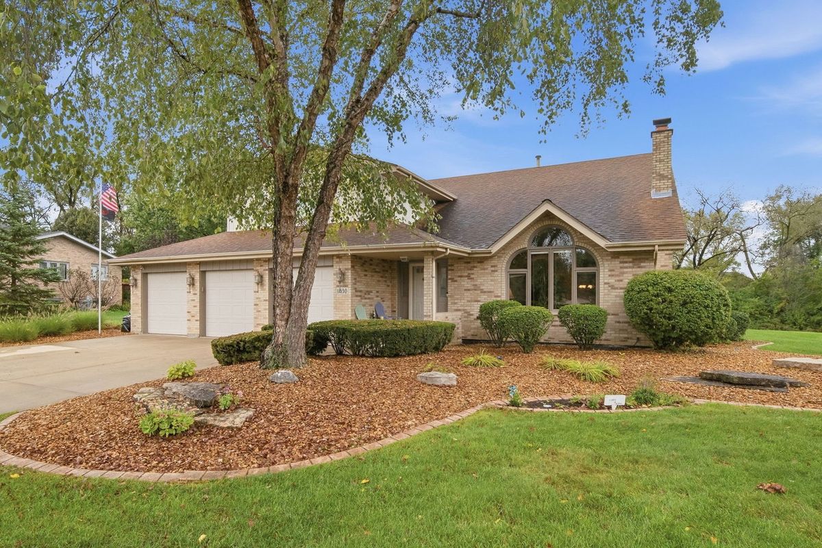 11630 Parkside Ln, Mokena, IL 60448