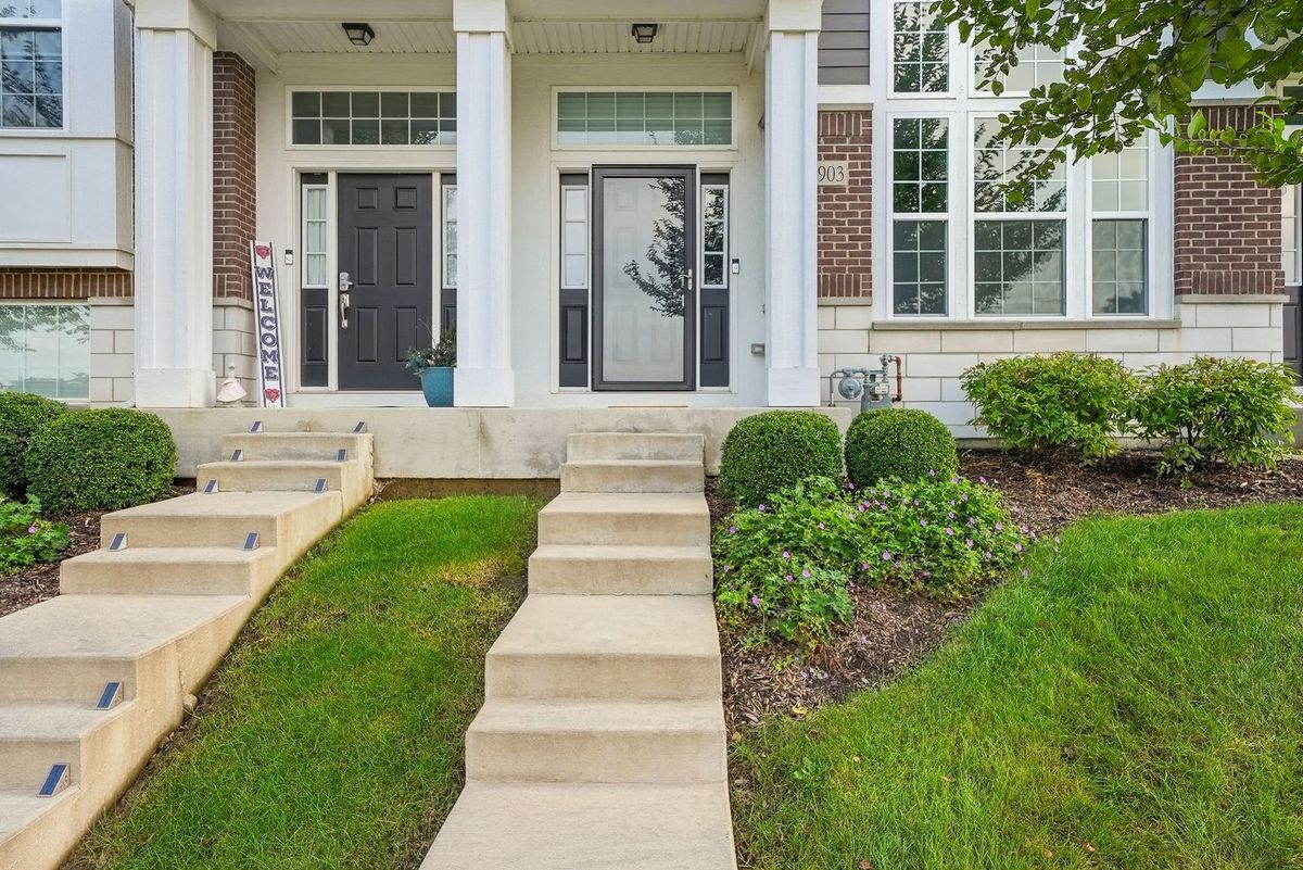 13903 S Belmont Dr, Homer Glen, IL 60491 — photo 2