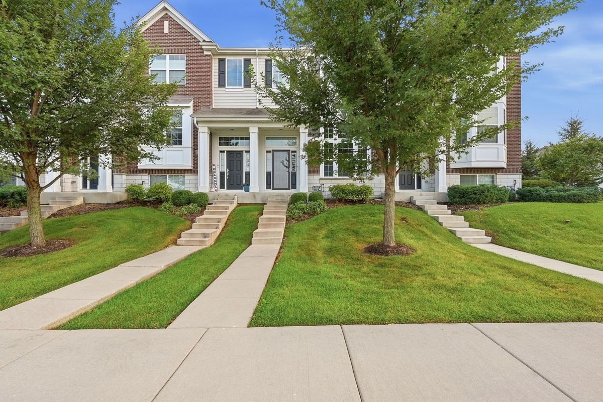 13903 S Belmont Dr, Homer Glen, IL 60491