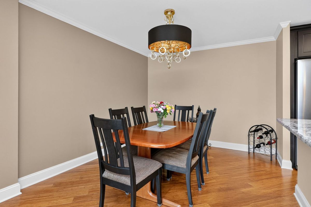 6585 Main St #202, Downers Grove, IL 60516 — photo 6
