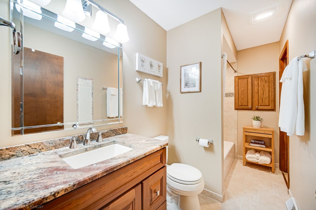 7445 161 St, Tinley Park, IL 60477 — photo 6