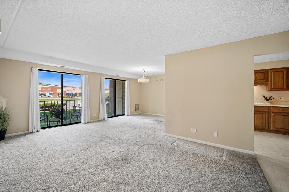 130 E Grand Ave #108, Elmhurst, IL 60126 — photo 4