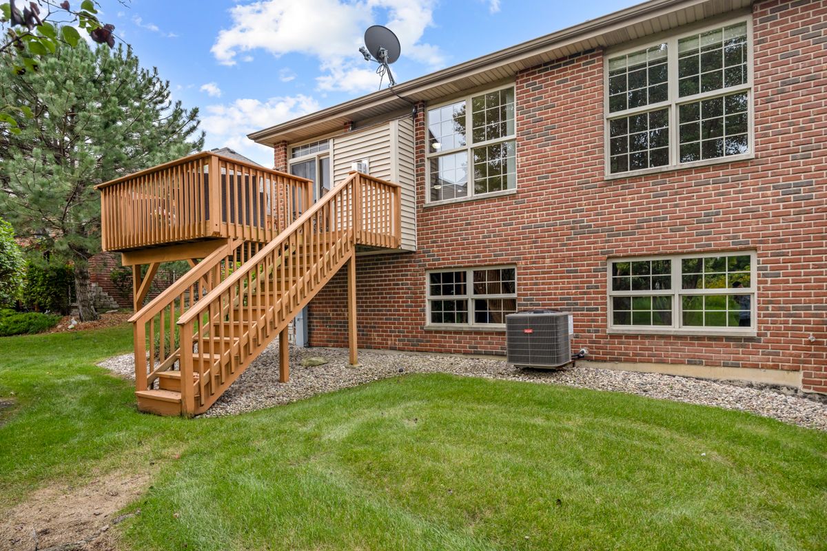 18021 Breckenridge Blvd, Orland Park, IL 60467 — photo 4