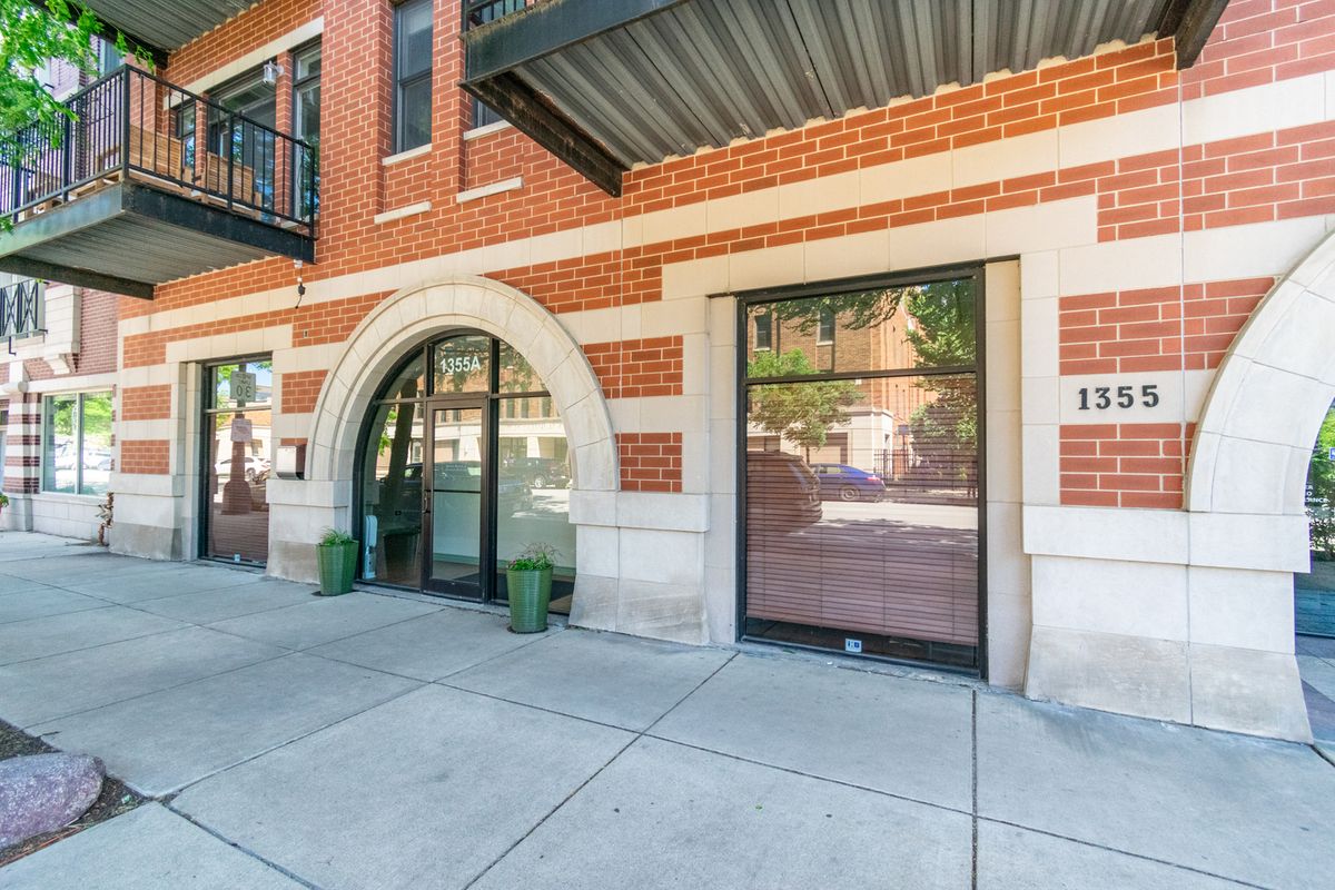 1355 W Washington Blvd #1, Chicago, IL — photo 3