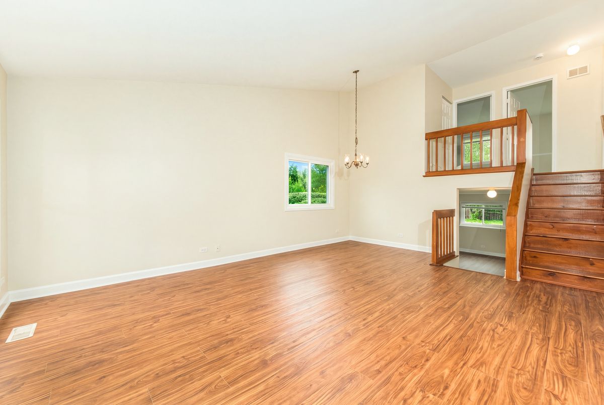 1294 Longford Cir, Elgin, IL 60120 — photo 3
