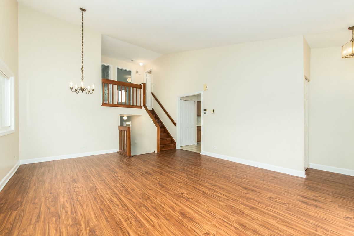 1294 Longford Cir, Elgin, IL 60120 — photo 5